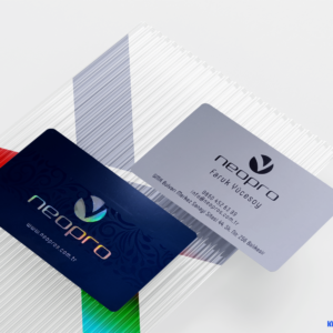 Plastik Kartvizit - Hologram Yaldızlı - Serpme Kısmi Laklı