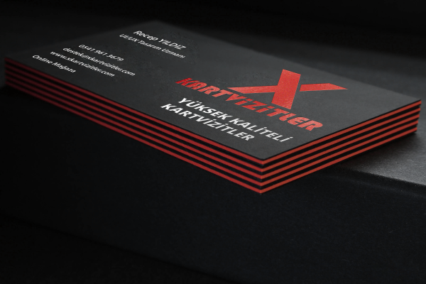 3katli-sivama-kartvizit-altin-ve-gumus-yaldizli-köşeleri-kirmizi-renk